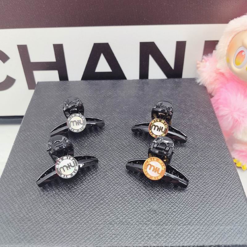 Miumiu Hair Grab Clip dx02